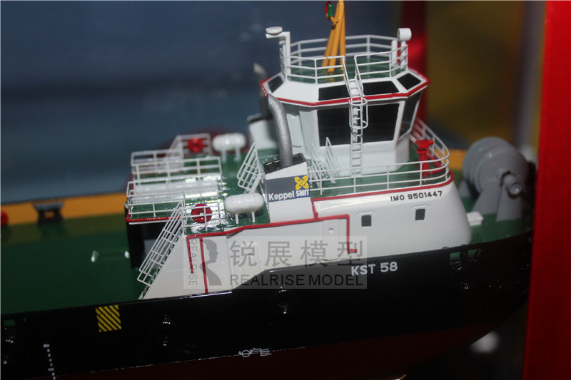 Gift model of tugboat