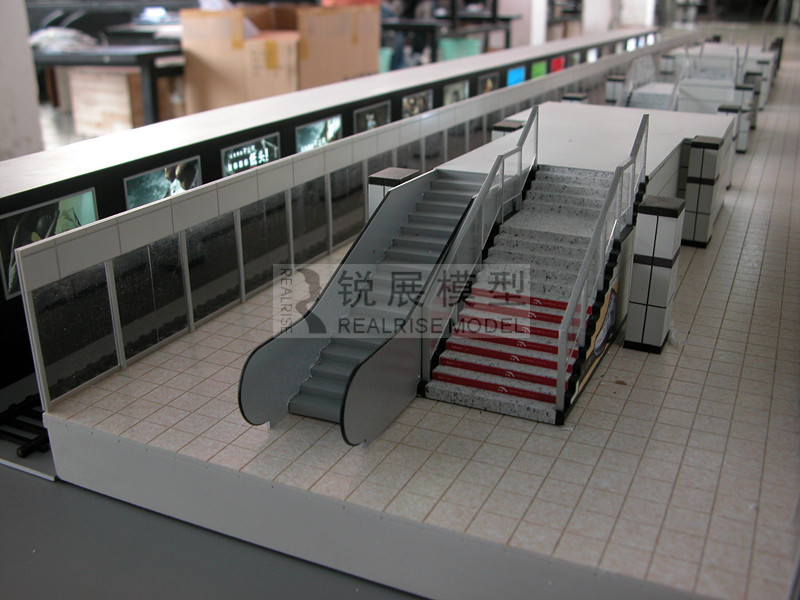 Subway station space display model 